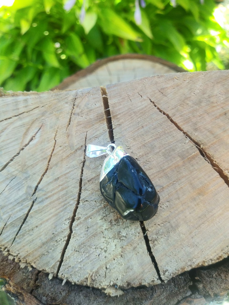 Pendentif Pierre polie Tourmaline noire