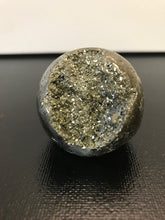 Charger l&#39;image dans la galerie, Pyrite ( sphère)
