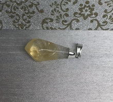 Charger l&#39;image dans la galerie, Pendentif Citrine coupe diamant
