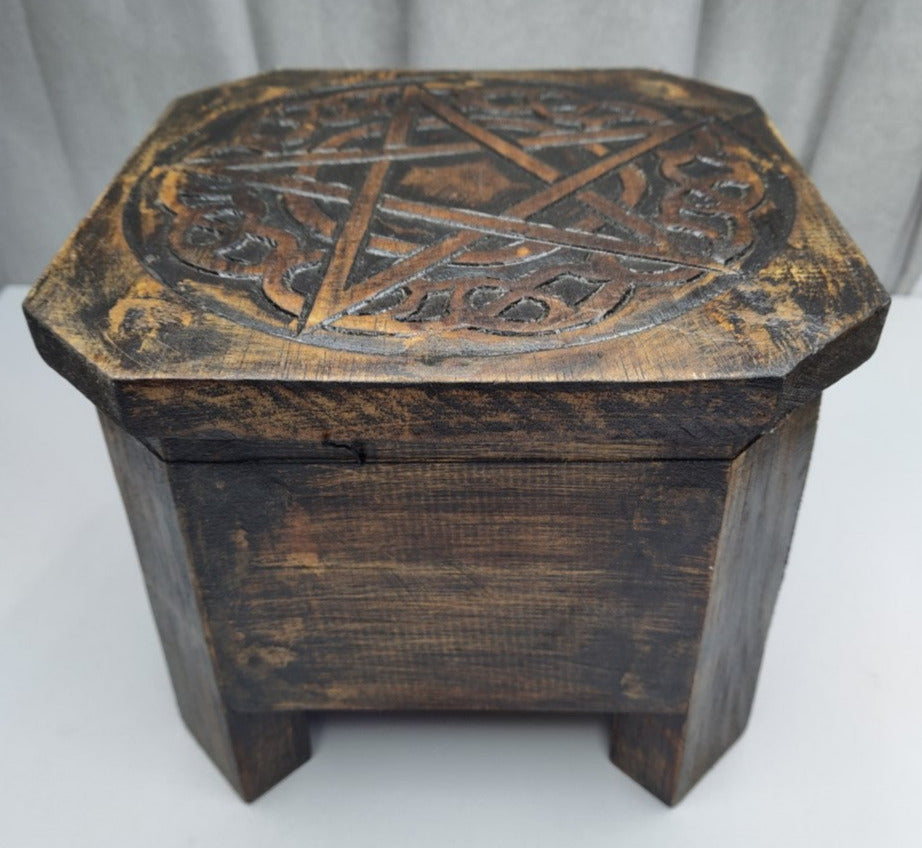 Autel en bois , Pentacle Celtique 7″ X 8″ X 6″H