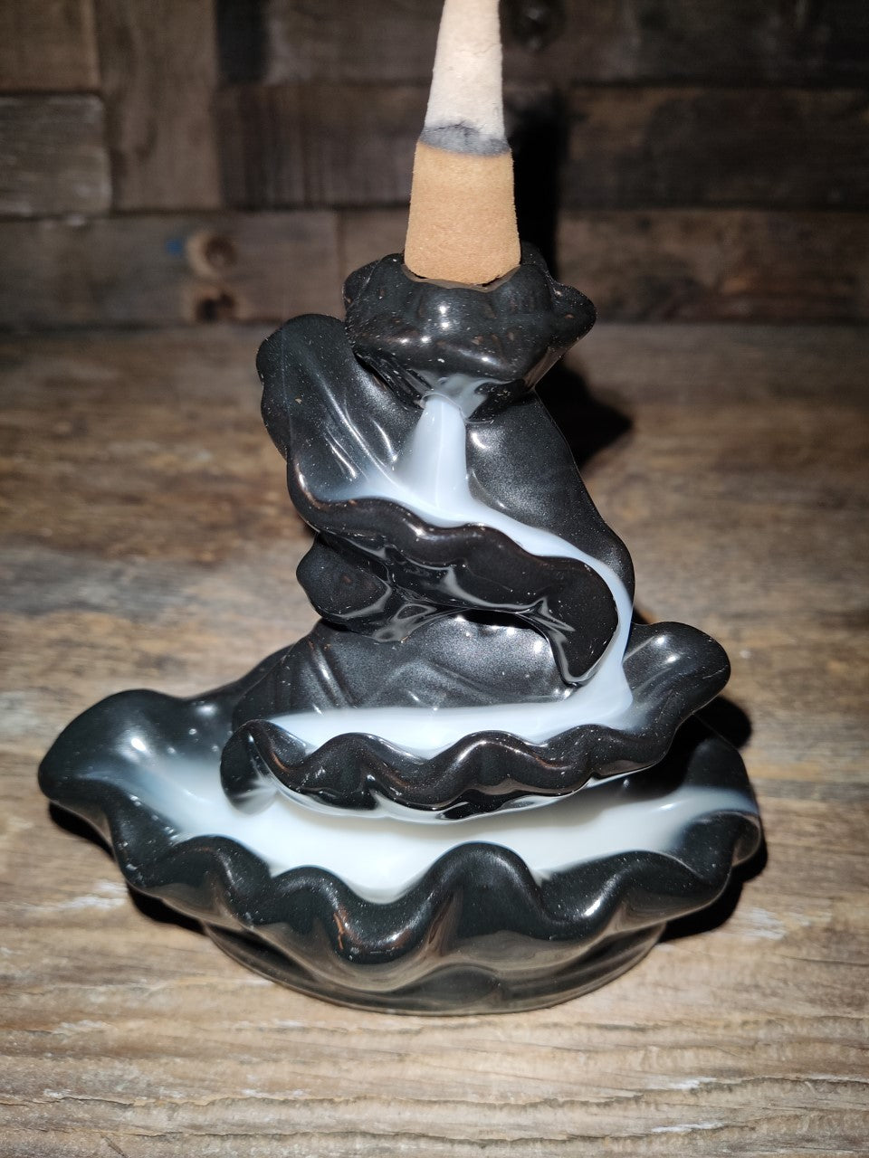 Brûle encens céramique Fontaine backflow 5.25″ X 4.75″H