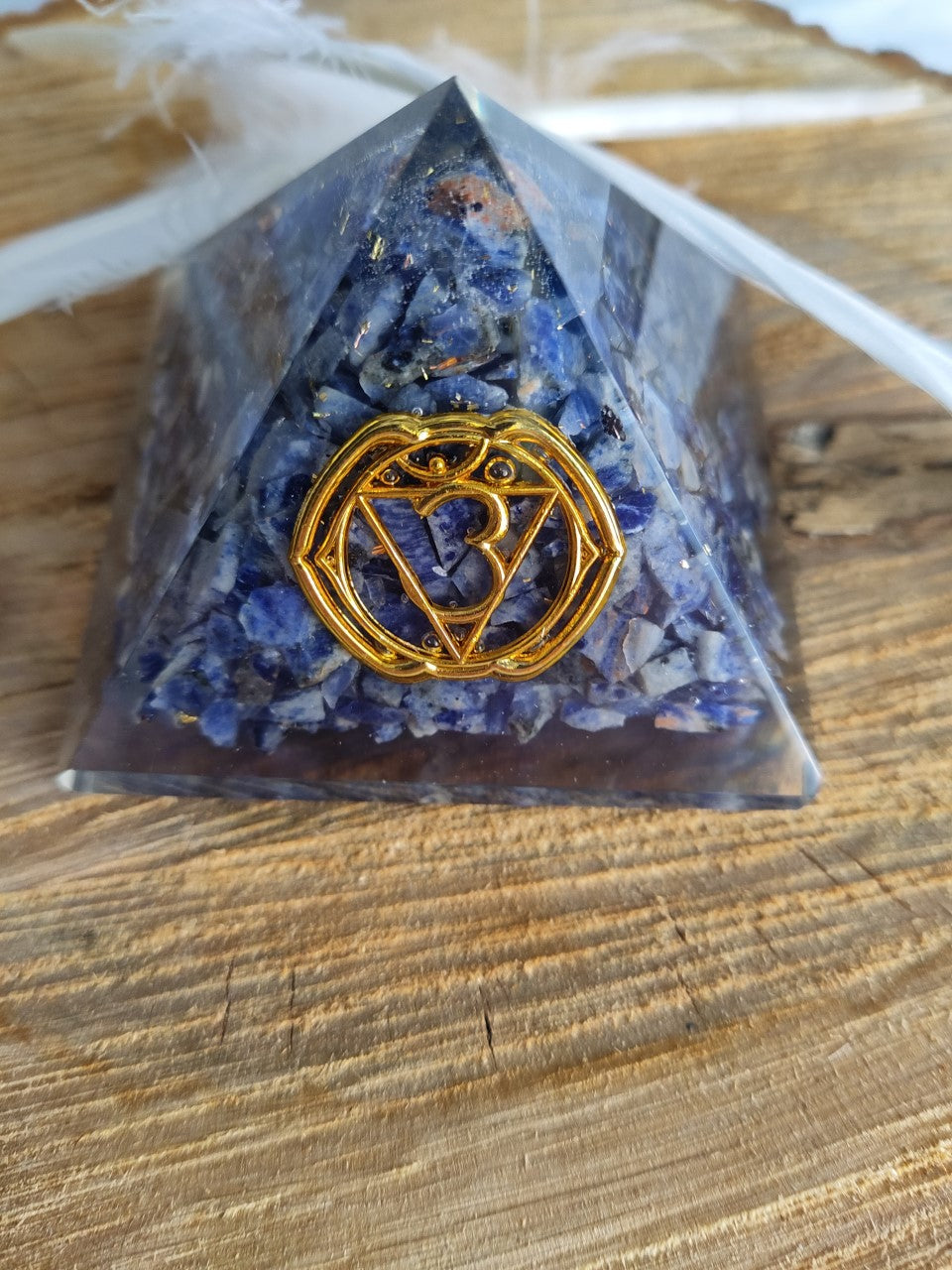 Pyramide Orgone Sodalite/ 3ième  Oeil