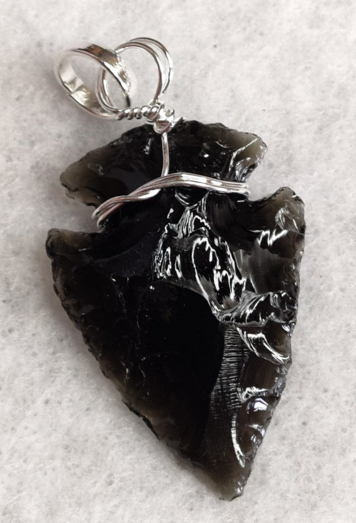 Pendentif Obsidienne noire flèche 1.5''