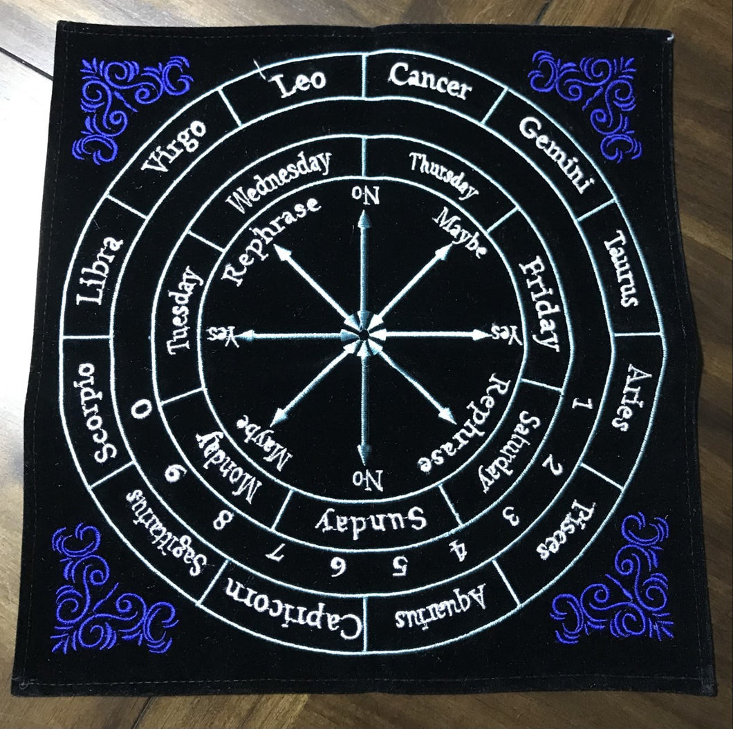 Tapis de velours pour pendule/ astrologie 12''x12''